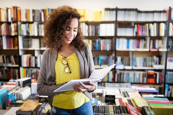 Portrait Happy Mixed Race College Woman Student University Library — Stock Photo, Image