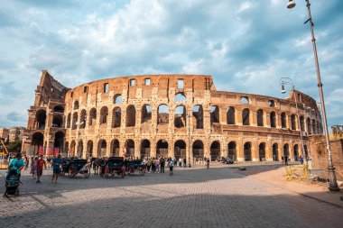 Roma, İtalya - 22.06.2018: Roma, İtalya, Colosseum. Roma Colosseum ana seyahat konumlar biridir.