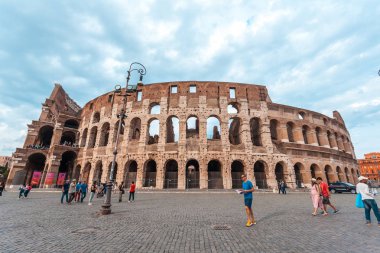 Roma, İtalya - 22.06.2018: Roma, İtalya, Colosseum. Roma Colosseum ana seyahat konumlar biridir.