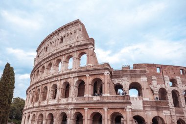 Roma, İtalya - 22.06.2018: Roma, İtalya, Colosseum. Roma Colosseum ana seyahat konumlar biridir.