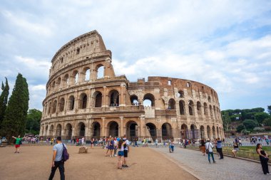 Roma, İtalya - 22.06.2018: Roma, İtalya, Colosseum. Roma Colosseum ana seyahat konumlar biridir.