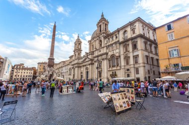 Rome, İtalya - 23.06.2018: Piazza Navona, Roma, ünlü çeşmesinin en güzel kareler.