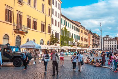 Rome, İtalya - 23.06.2018: Piazza Navona, Roma, ünlü çeşmesinin en güzel kareler.