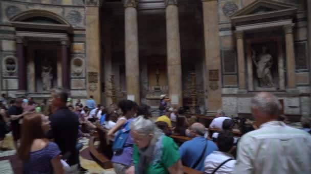 Řím Itálie 2018 Davy Lidí Uvnitř Pantheon Nejvlivnějších Budovy Starověkého — Stock video