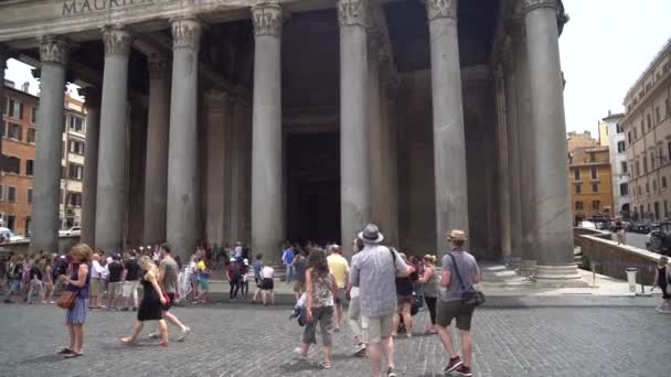Roma Italia 2018 Multitud Turistas Caminando Cerca Del Panteón Roma — Vídeos de Stock
