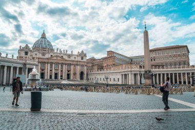 Rome, İtalya - 23.06.2018: St. Peter's Cathedral St. Peter's Meydanı Vatikan '.
