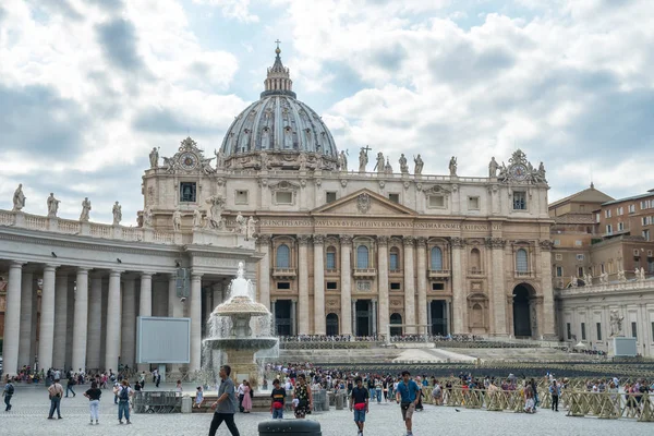 Roma Vaticano Itália 2018 Basílica São Pedro Praça São Pedro — Fotografia de Stock