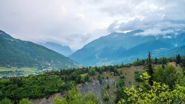 Вежі Селищі Mestia Районі Сванеті Кавказьких Гір Грузії — стокове фото