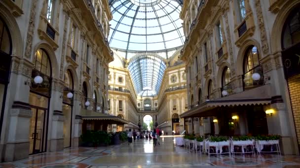 意大利 2018 维托利奥艾玛努艾拉画廊在方形的广场大教堂 — 图库视频影像