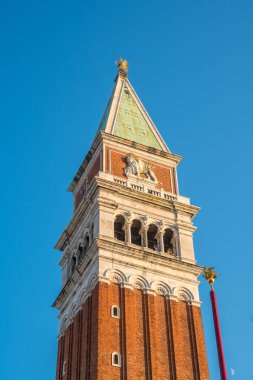 San Marco campanile, çan kulesi Saint Mark katedral Meydanı Venedik.
