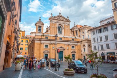 Rome, İtalya - 23.06.2018: küçük kilise, Roma şehir.
