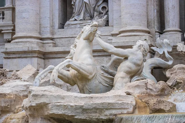 Detalles Fuente Trevi Roma Italia — Foto de Stock