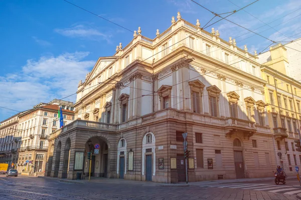 Mediolan Włochy 2018 Teatro Alla Scala Mediolanie Włochy — Zdjęcie stockowe
