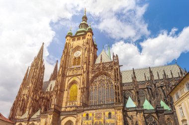 St. Vitus Katedrali Prag güzel yaz gün.