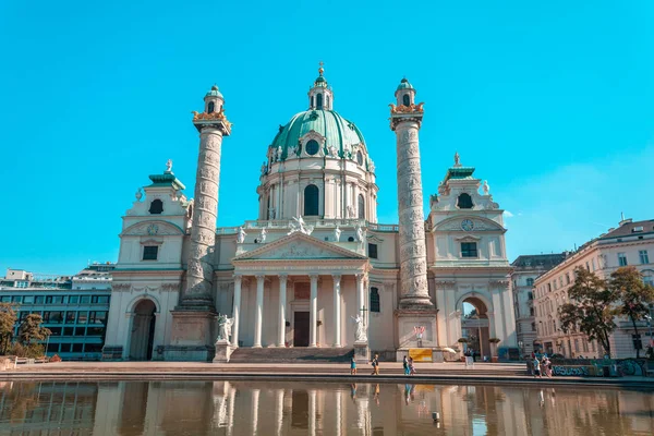 Vienna, Avusturya - 19.08.2018: Kilisesi, St. Charles Borromei, Borromeo'nun. Viyana.
