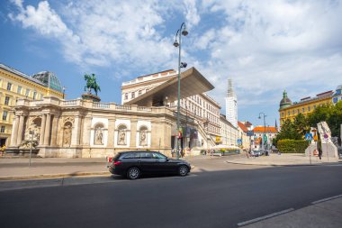 Viyana, Avusturya - 19.08.2018: Albertina Sanat Müzesi bir Viyana en iyi bilinen galerilerde, Viyana'da Albertinaplatz yer almaktadır.