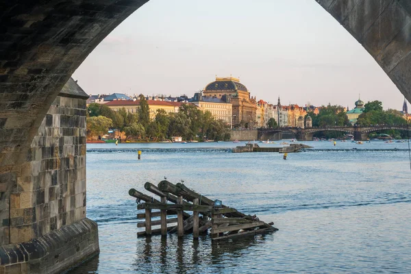 Vista Para Rio Vitava Partir Ponte Charles Praga Belo Dia — Fotografia de Stock