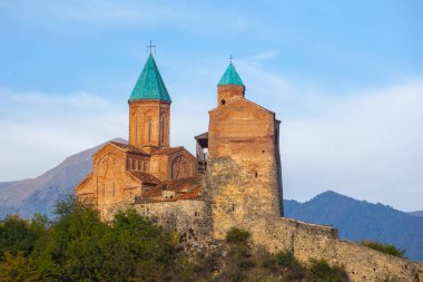 Gremi Manastırı karmaşık ve Gürcistan, Kaheti bölgesinde yer alan royal residence Telavi town yakınındaki.