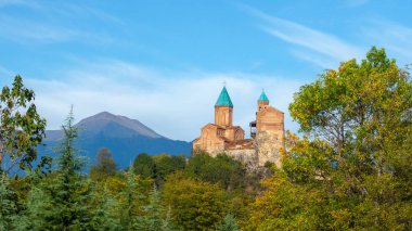Gremi Manastırı karmaşık ve Gürcistan, Kaheti bölgesinde yer alan royal residence Telavi town yakınındaki.