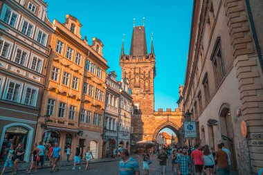 Prag'ın eski merkezi - Çek Cumhuriyeti'nin başkenti ve en büyük sokak görünümüne Prag, Çek Cumhuriyeti - 20.08.2018:.