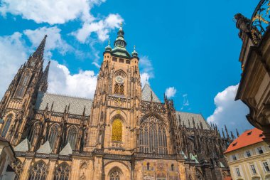 St. Vitus Katedrali Prag güzel yaz gün.