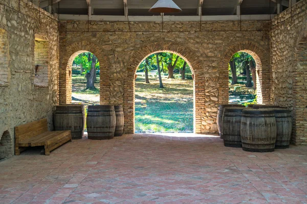 Şarap fıçıları, Alexander Chavchavadze Evi Müzesi'Tsinandali, köyde: Kakheti, Georgia.