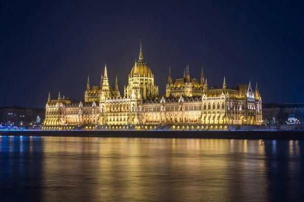 Parlamento Húngaro Construindo Margem Danúbio Budapeste Noite — Fotografia de Stock