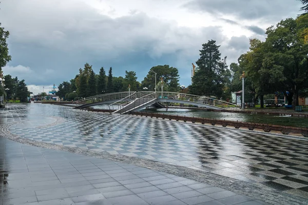 Krásné Přímořské Park Centru Batumi Deštivý Den — Stock fotografie