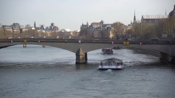 Paris Frankrike 2019 Turist Fartyget Floden Seine Paris — Stockvideo