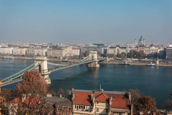 Vista deslumbrante do rio Danúbio em Budapeste — Fotografia de Stock