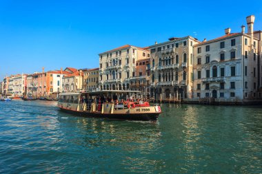 Venice, İtalya - 15.03.2019: Canal Grande, Vic doğal görünümünü