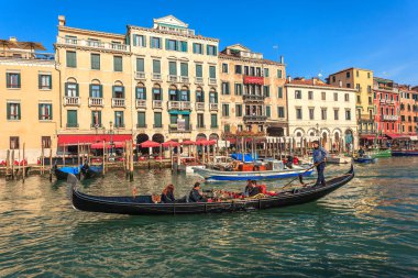 Venice, İtalya - 15.03.2019: Canal Grande, Vic doğal görünümünü