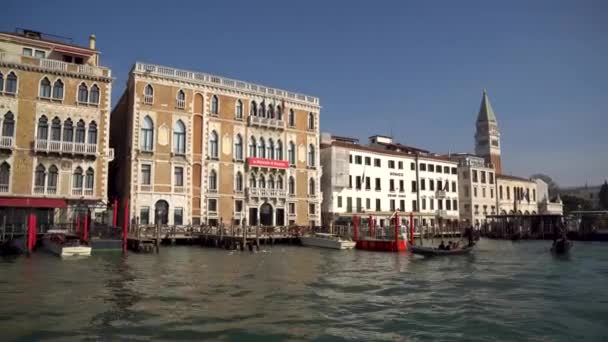 Venice Olaszország 2019 Gondola Ahol Turisták Keskeny Csatornák Velence — Stock videók