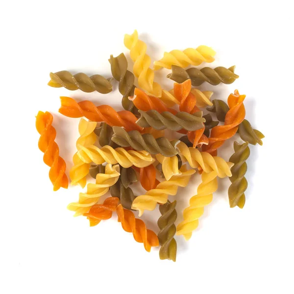 Pasta italiana colorata isolata su fondo bianco — Foto Stock