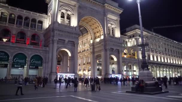 밀라노 이탈리아 2019 밀라노 시티의 유명한 두오모 갤러리 밤에는 비토리오 — 비디오