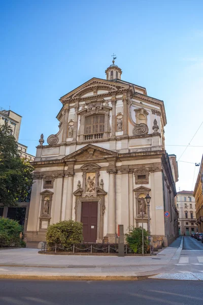 Milano, Italia - 14.08.2018: Duomo di Milano, religione cattolica — Foto Stock