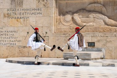 Atina, Yunanistan - 27.04.2019: Cumhurbaşkanlığı muhafızları cerem gerçekleştirin