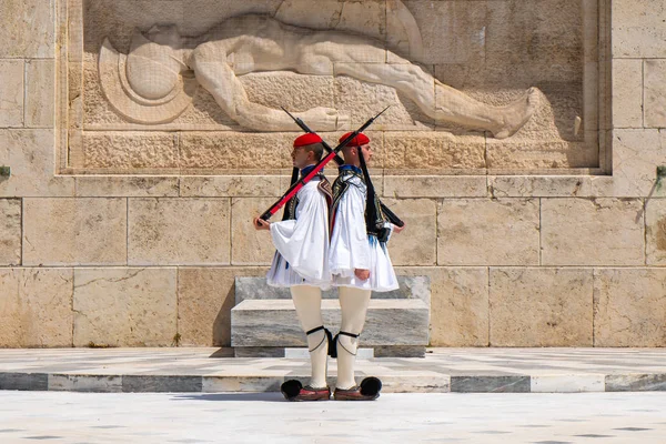 Atina, Yunanistan - 27.04.2019: Cumhurbaşkanlığı muhafızları cerem gerçekleştirin