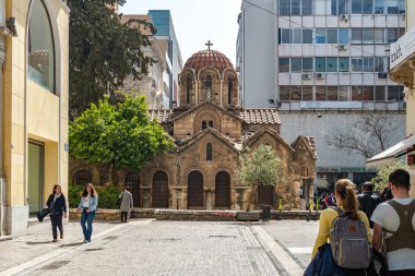 Atina, Yunanistan - 26.04.2019: Panagia Kapnikarea Kilisesi, t