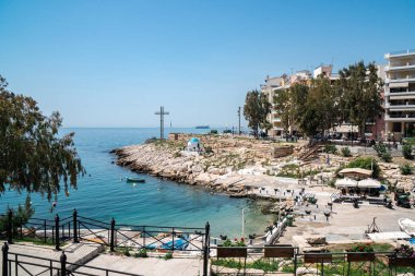 Pire'de Akdeniz'in güzel sahili, Yunanistan