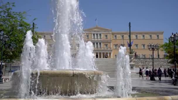Athény Řecko 2019 Náměstí Syntagma Fontánou Turisty Výhledem Řecký Parlament — Stock video