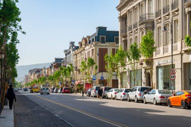 Tiflis, Gürcistan - 08.05.2019: Agmaşenbeli Bulvarı görünümü