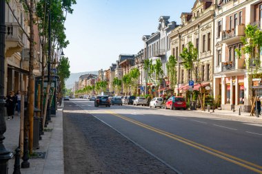Tiflis, Gürcistan - 08.05.2019: Agmaşenbeli Bulvarı görünümü