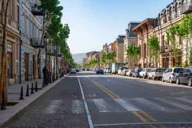 Tiflis, Gürcistan - 08.05.2019: Agmaşenbeli Bulvarı görünümü