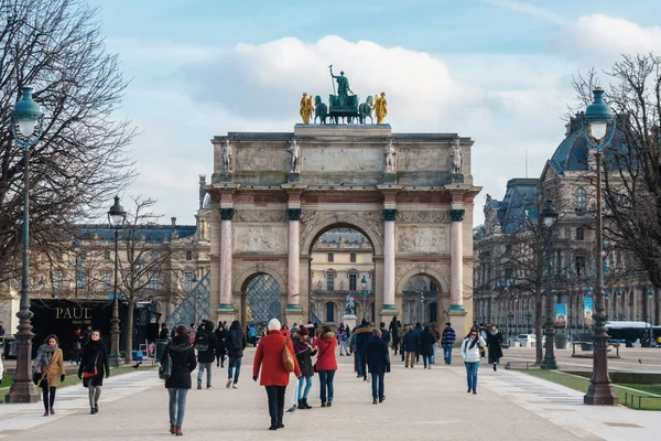 Paris, Fransa - 16.01.2019: Arc de Triomphe du Carrousel: triump — Stok fotoğraf