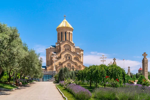 Holy Trinity Cathedral of Tbilisi (Sameba) - the main cathedral — Stock Photo, Image