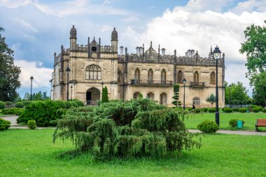 Dadiani Sarayları Tarih ve Mimarlık Müzesi insi bulunan
