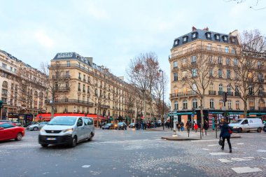 Paris, Fransa - 17.01.2019: Paris Sokakları, Fransa. Bina 