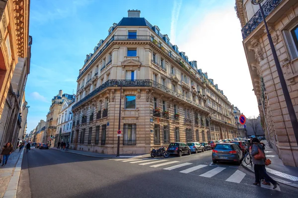 Paris, Franciaország-17.01.2019: Streets of Paris, Franciaország. Épületek — Stock Fotó