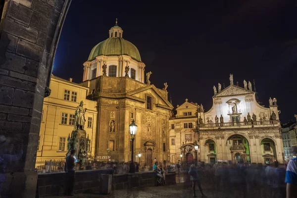 Prag, Çek Cumhuriyeti - 20.08.2018: O sokak görünümü